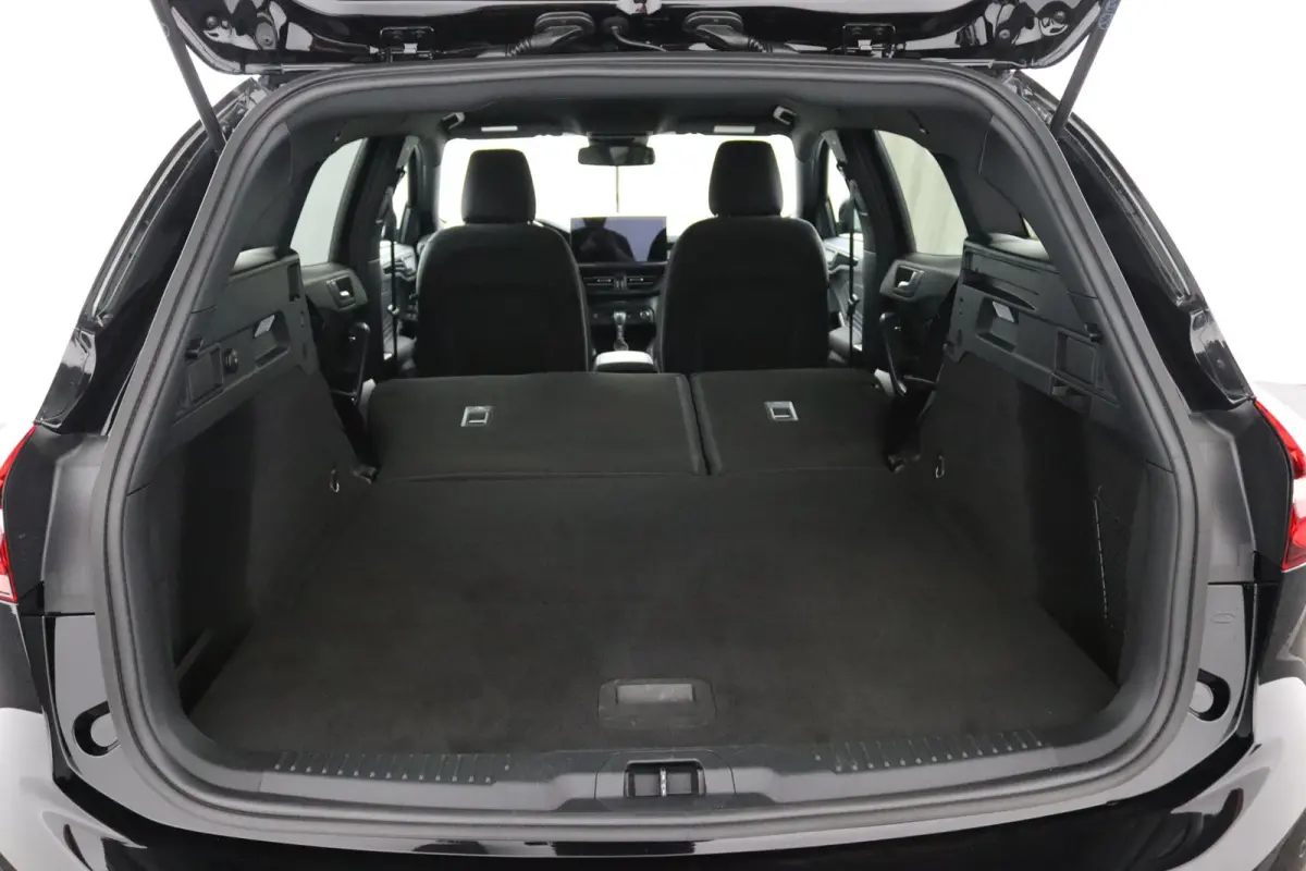 1.0 EcoBoost Hybrid ST Line | Automaat | Groot Navigatie | Winterpack | CarPlay/Android Auto | LED | DAB