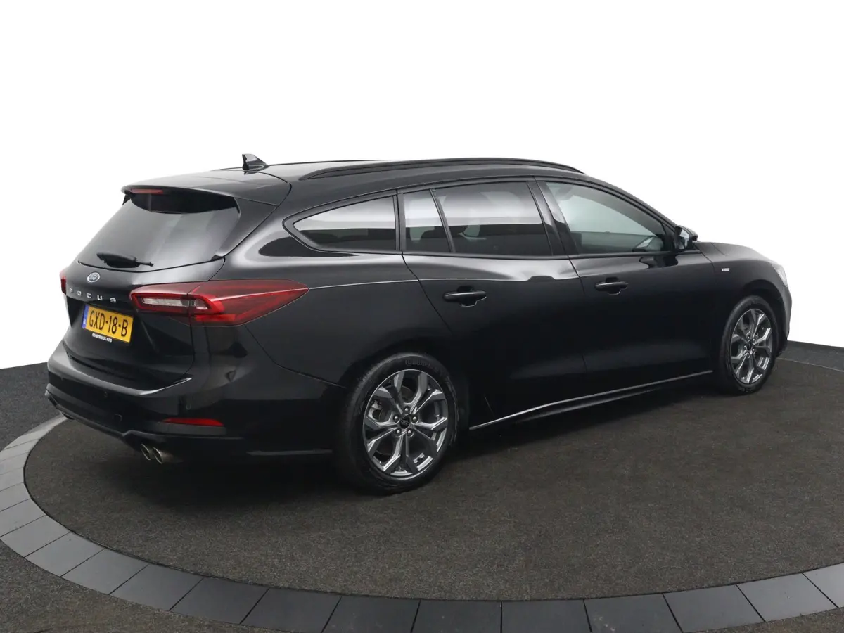 1.0 EcoBoost Hybrid ST Line | Automaat | Groot Navigatie | Winterpack | CarPlay/Android Auto | LED | DAB