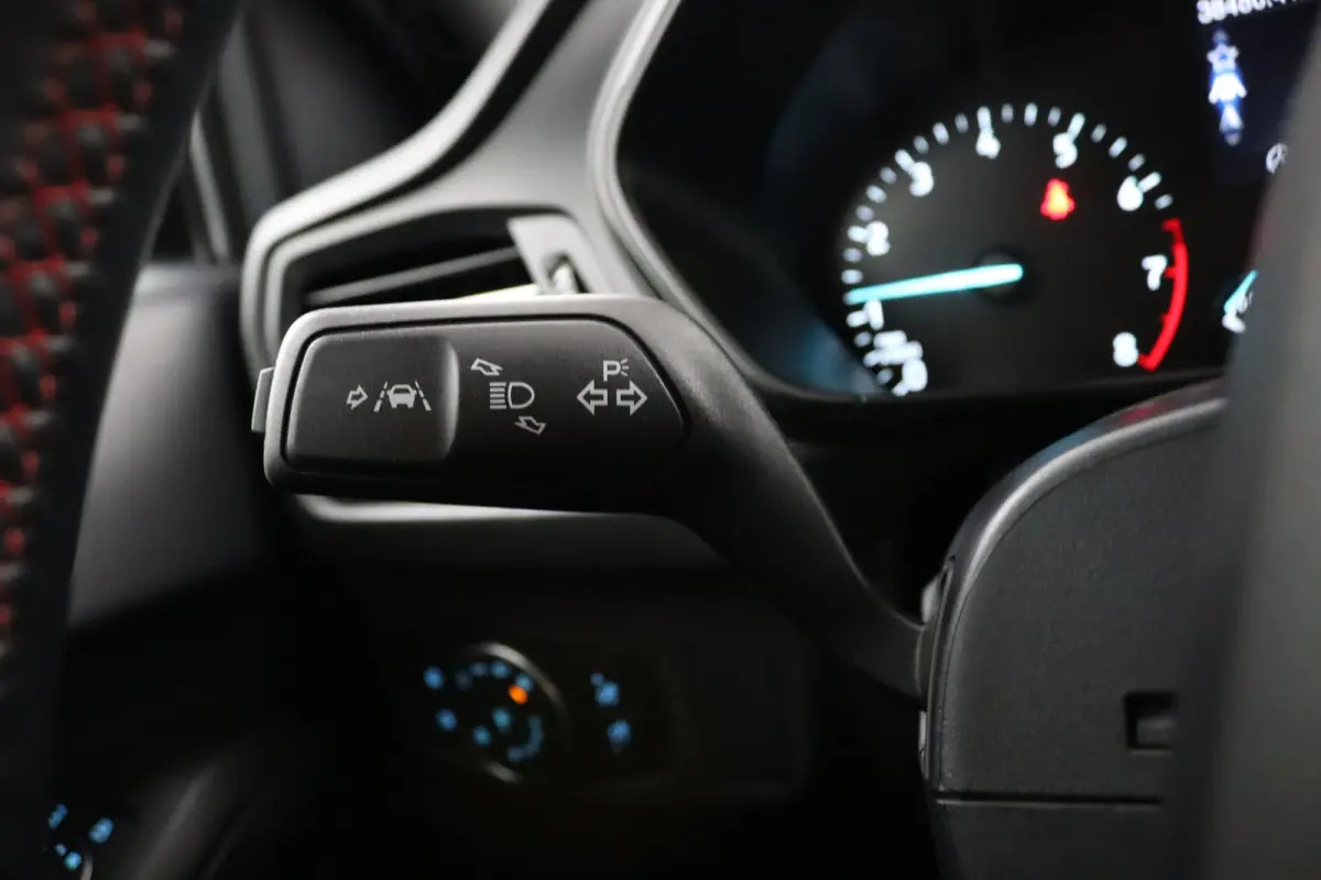 1.0 EcoBoost Hybrid ST Line | Automaat | Groot Navigatie | Winterpack | CarPlay/Android Auto | LED | DAB