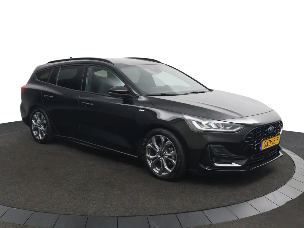1.0 EcoBoost Hybrid ST Line | Automaat | Groot Navigatie | Winterpack | CarPlay/Android Auto | LED | DAB