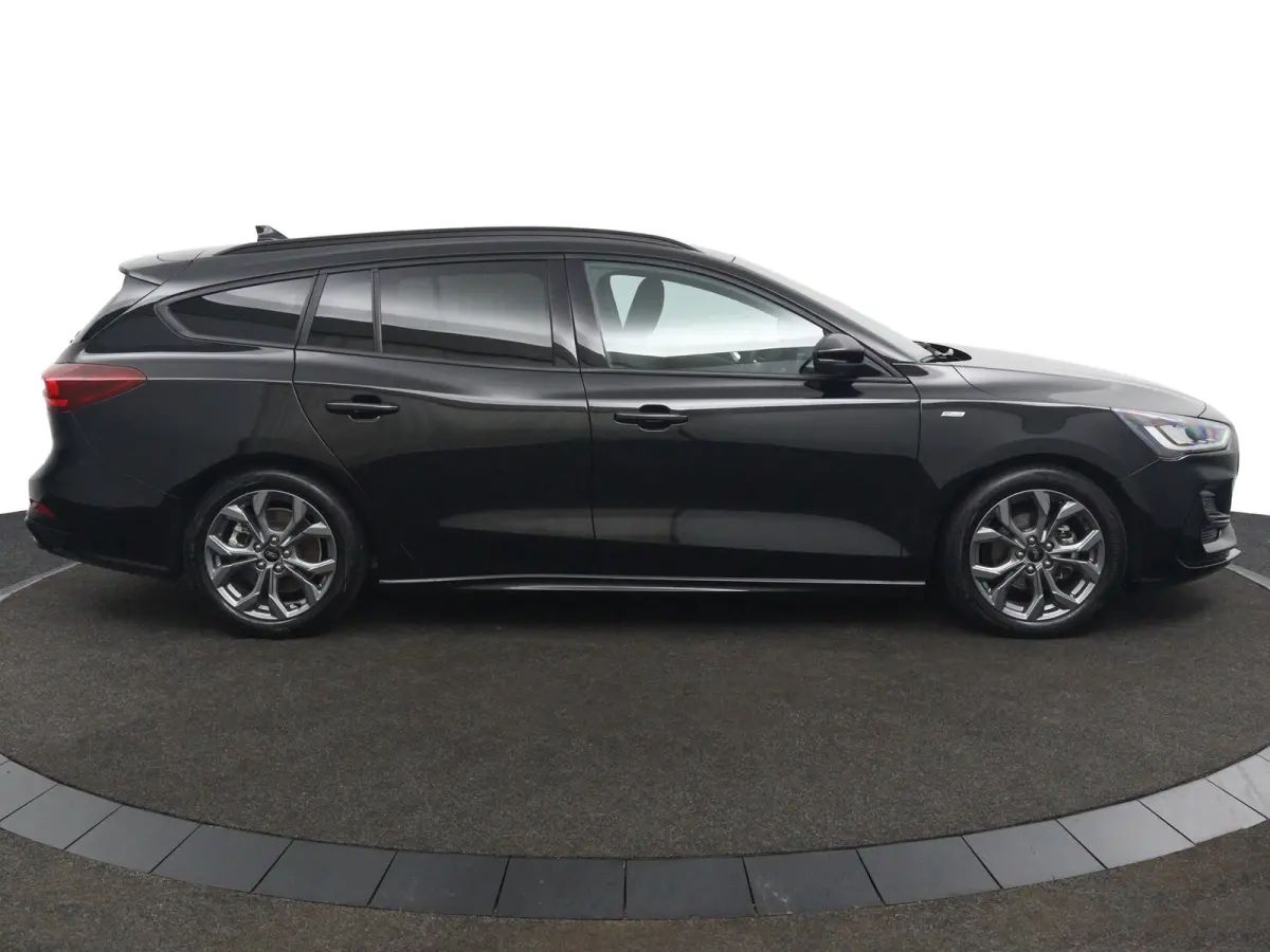 1.0 EcoBoost Hybrid ST Line | Automaat | Groot Navigatie | Winterpack | CarPlay/Android Auto | LED | DAB