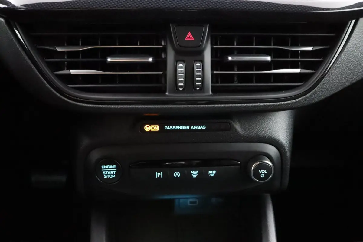 1.0 EcoBoost Hybrid ST Line | Automaat | Groot Navigatie | Winterpack | CarPlay/Android Auto | LED | DAB