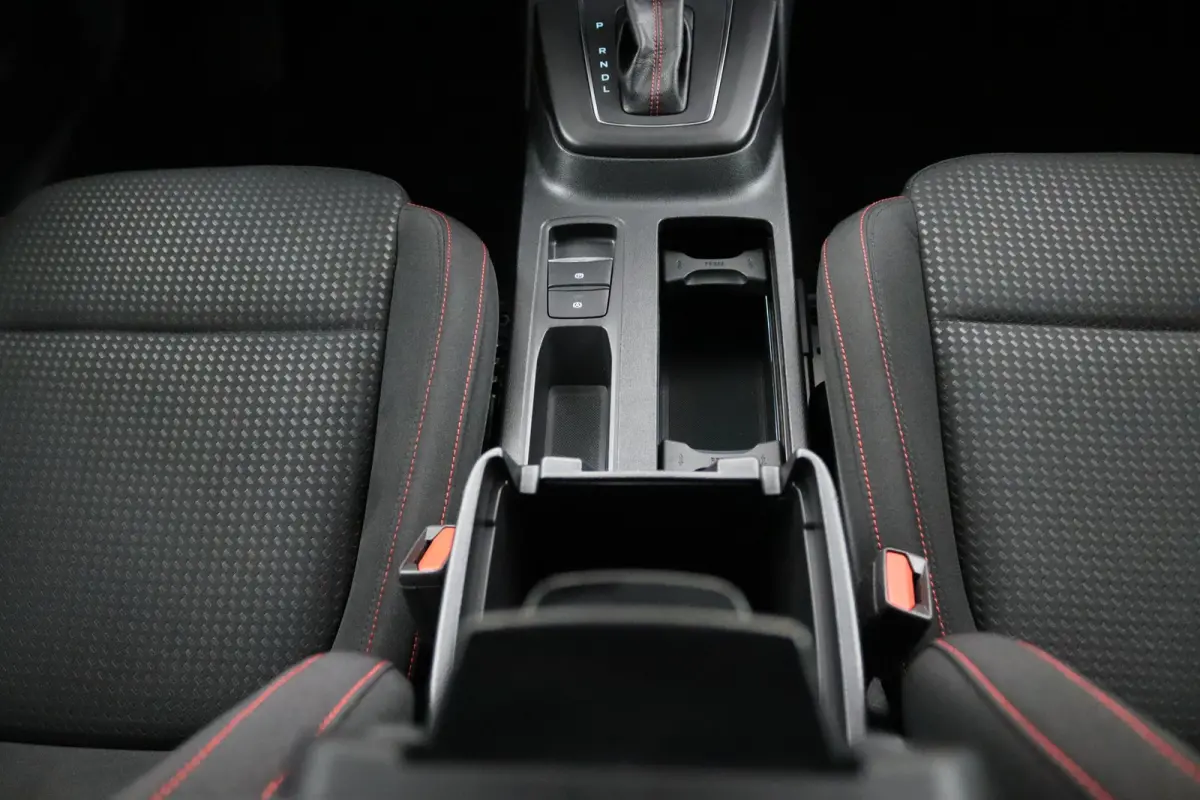 1.0 EcoBoost Hybrid ST Line | Automaat | Groot Navigatie | Winterpack | CarPlay/Android Auto | LED | DAB