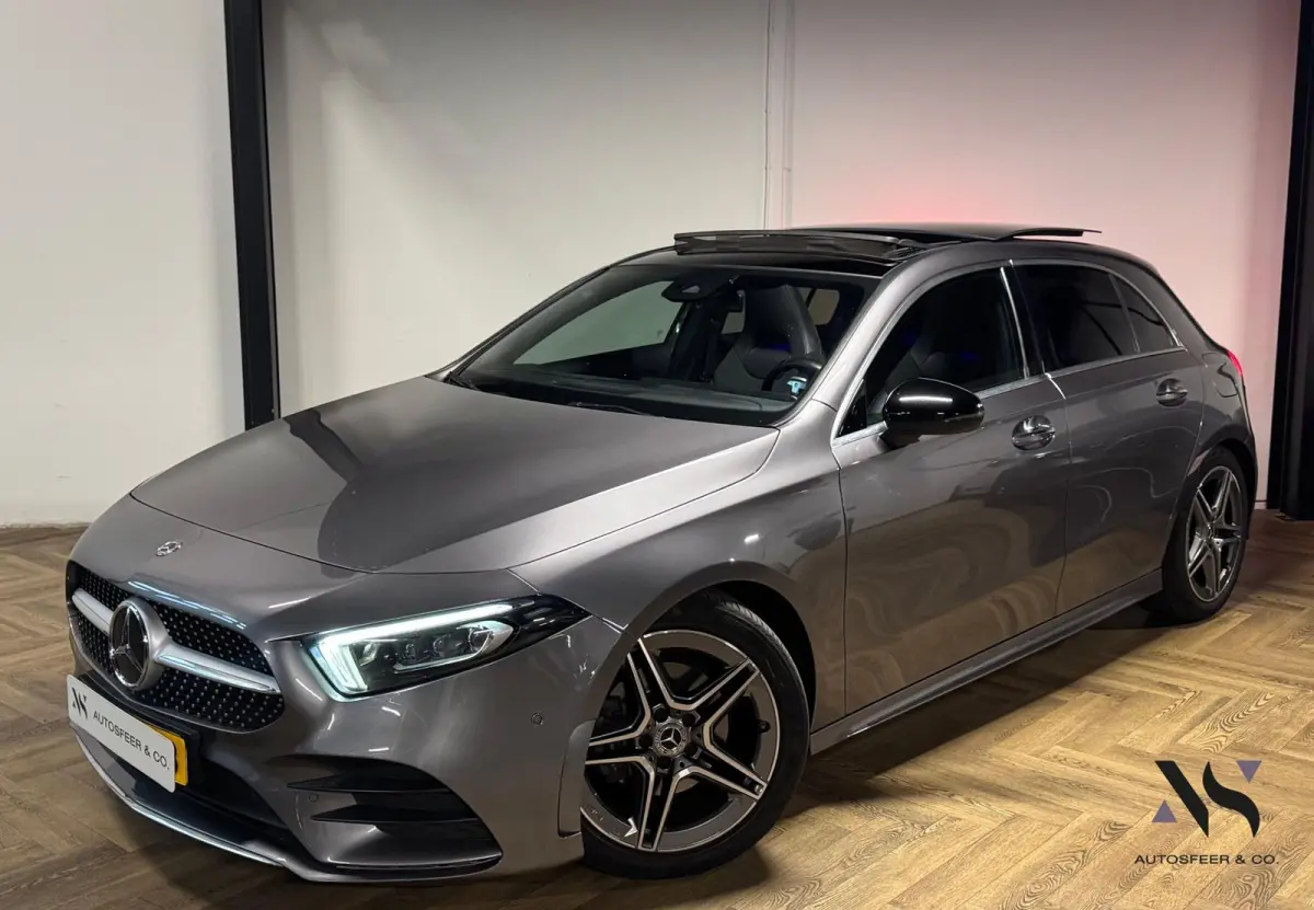 180 Premium Plus AMG PANO KEYLESS CAM