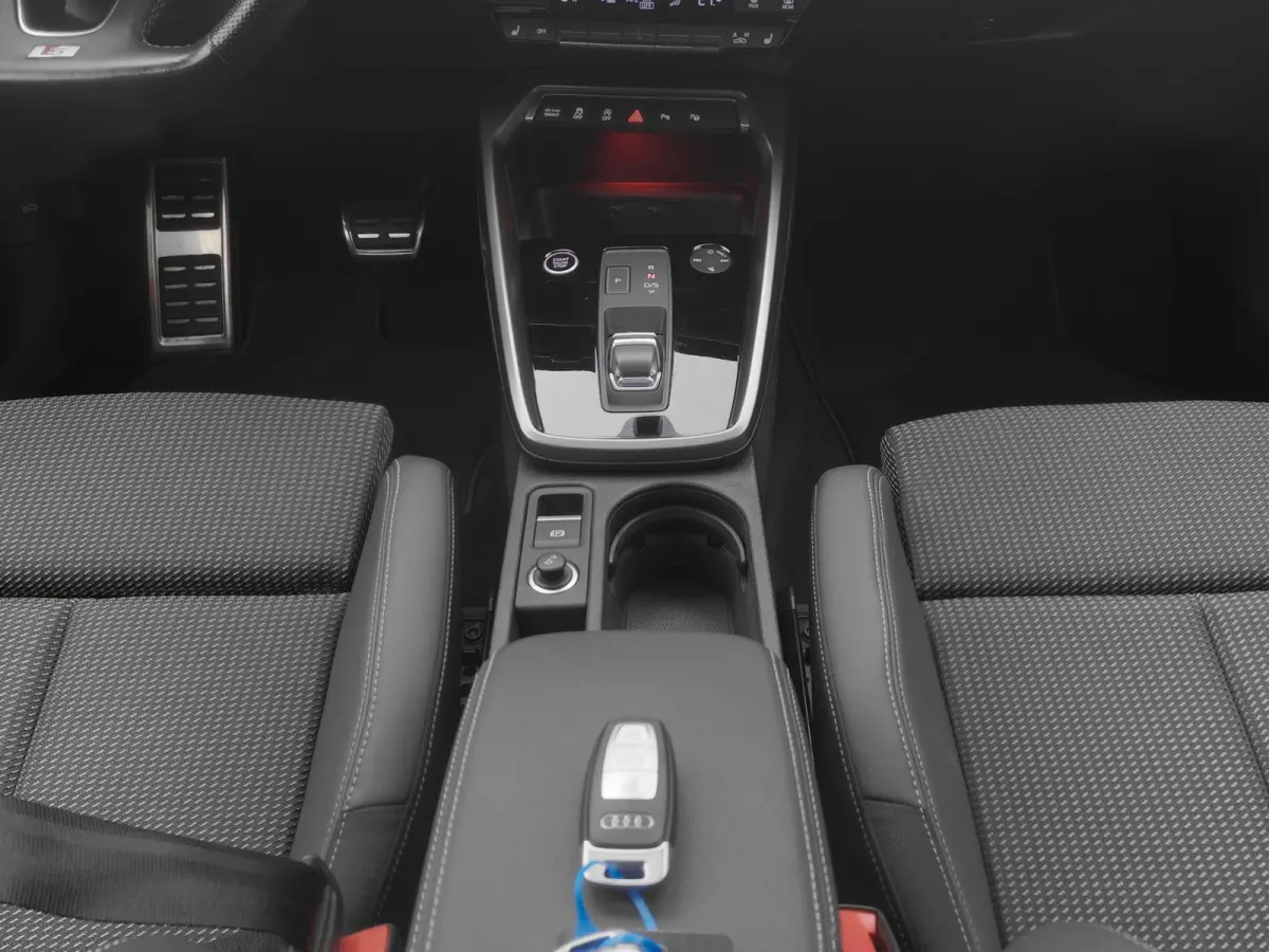 30 TFSi Automaat S edition | PANO | CAMERA | SFEERVEL. | STOELVERW.