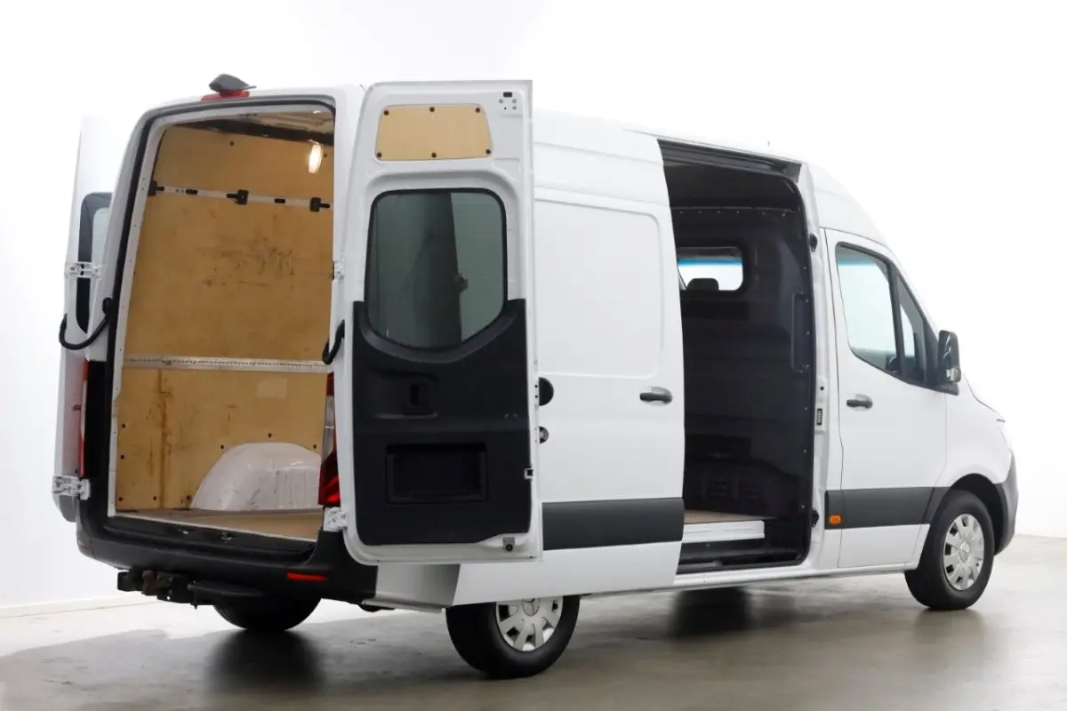 319 CDI 3.0 V6 190pk E6 L2H2 7G Automaat LED/Camera/Trekhaak 3500kg 02-2019