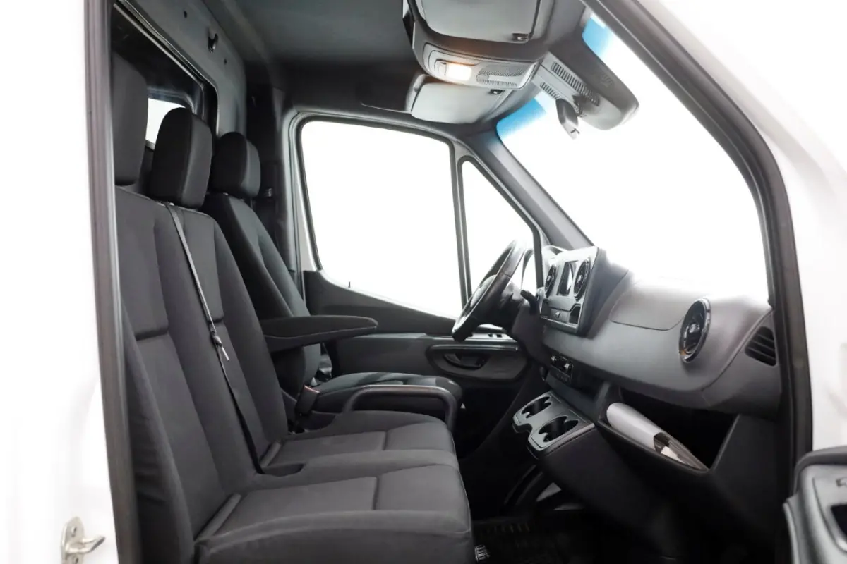 319 CDI 3.0 V6 190pk E6 L2H2 7G Automaat LED/Camera/Trekhaak 3500kg 02-2019