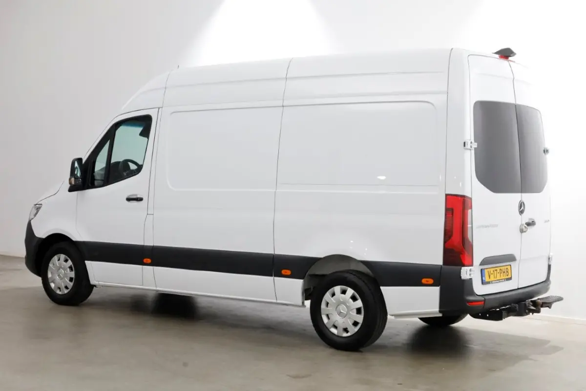 319 CDI 3.0 V6 190pk E6 L2H2 7G Automaat LED/Camera/Trekhaak 3500kg 02-2019
