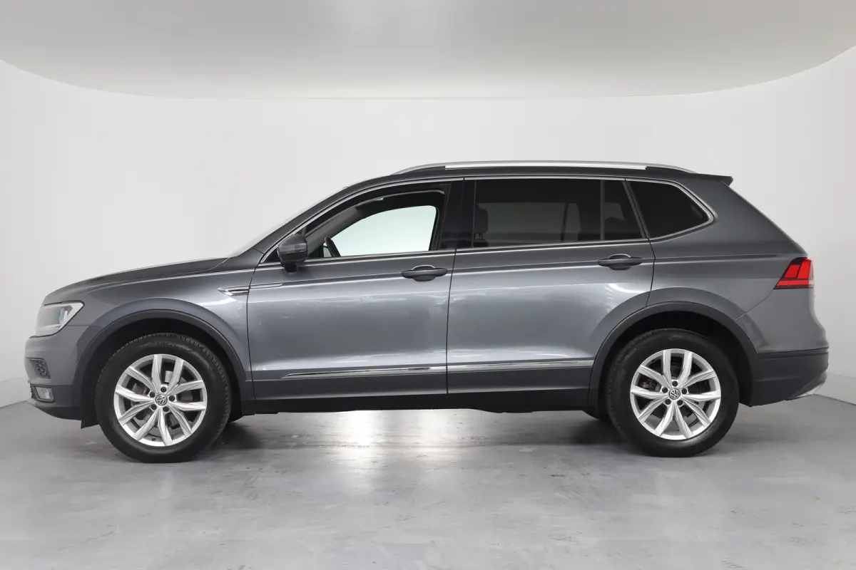 1.5 TSI Comfortline Business 7-persoons | Eerste Eigenaar | Trekhaak Elektrisch | Elektrische Kofferklep | Adaptieve Cruise Control | Navigatie | Apple Carplay & Android Auto | Climate Contr