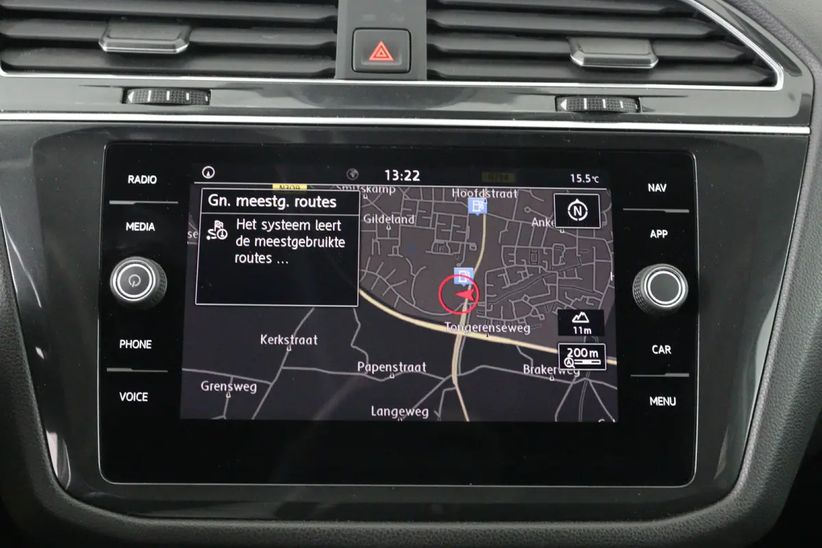 1.5 TSI Comfortline Business 7-persoons | Eerste Eigenaar | Trekhaak Elektrisch | Elektrische Kofferklep | Adaptieve Cruise Control | Navigatie | Apple Carplay & Android Auto | Climate Contr