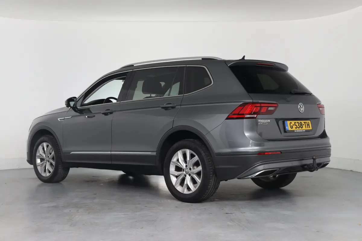 1.5 TSI Comfortline Business 7-persoons | Eerste Eigenaar | Trekhaak Elektrisch | Elektrische Kofferklep | Adaptieve Cruise Control | Navigatie | Apple Carplay & Android Auto | Climate Contr