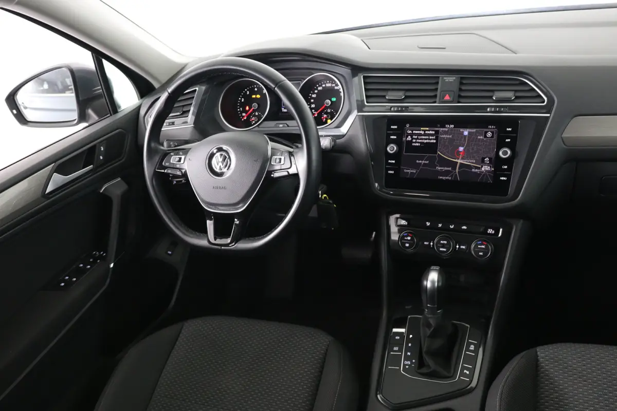 1.5 TSI Comfortline Business 7-persoons | Eerste Eigenaar | Trekhaak Elektrisch | Elektrische Kofferklep | Adaptieve Cruise Control | Navigatie | Apple Carplay & Android Auto | Climate Contr