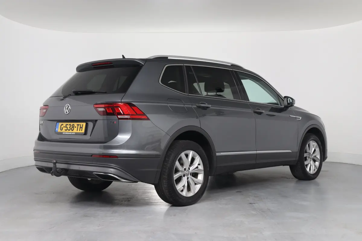 1.5 TSI Comfortline Business 7-persoons | Eerste Eigenaar | Trekhaak Elektrisch | Elektrische Kofferklep | Adaptieve Cruise Control | Navigatie | Apple Carplay & Android Auto | Climate Contr