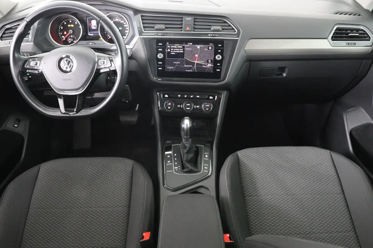 1.5 TSI Comfortline Business 7-persoons | Eerste Eigenaar | Trekhaak Elektrisch | Elektrische Kofferklep | Adaptieve Cruise Control | Navigatie | Apple Carplay & Android Auto | Climate Contr