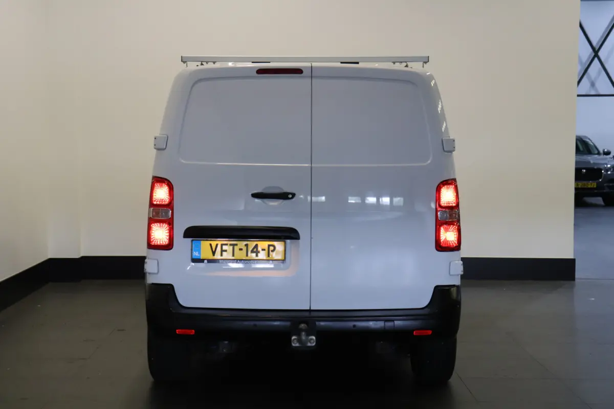 2.0 CDTI L2 122PK EURO 6 - Airco - Cruise - Camera - € 13.499,- Excl.