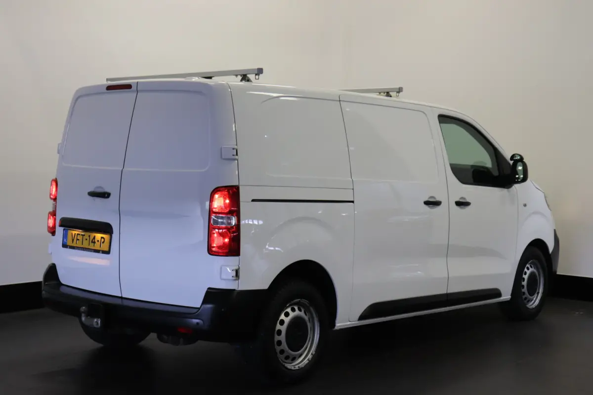 2.0 CDTI L2 122PK EURO 6 - Airco - Cruise - Camera - € 13.499,- Excl.