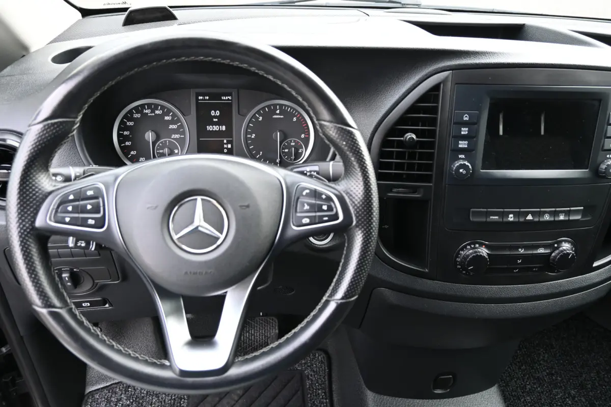 116 CDI Lang L2 LED, Distronic, Navigatie met camera