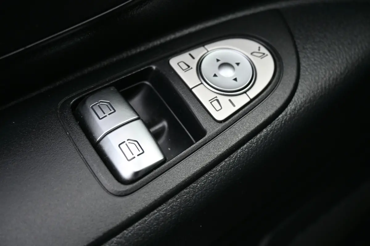 116 CDI Lang L2 LED, Distronic, Navigatie met camera
