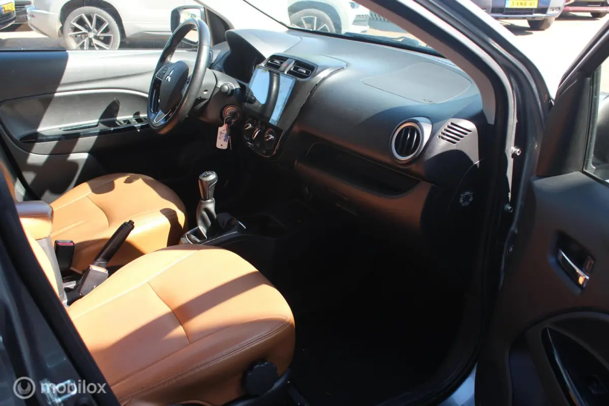 1.2 Instyle Leder/Airco/Cruise/Carplay