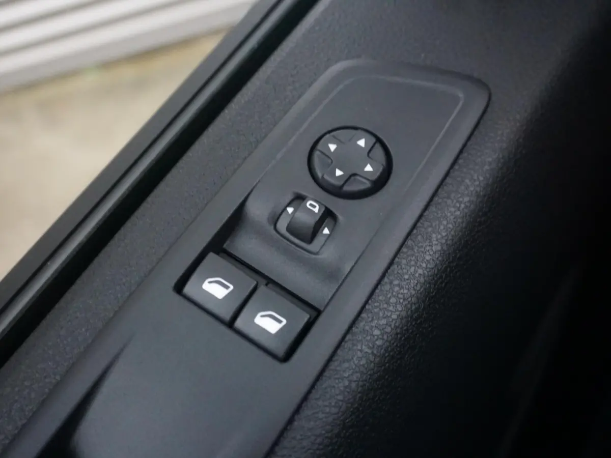 Electric L3 50 kWh | tot 8 jaar garantie | inclusief complete DHL subcontractor inrichting | RAL1032