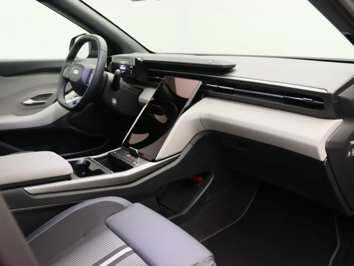 Select Extended Range RWD 77 kWh | UIT VOORRAAD LEVERBAAR | €3500 korting | warmtepomp | B&O |