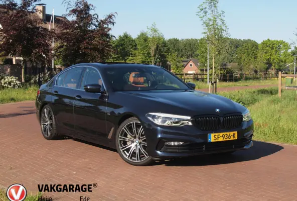 530i High Executive | Panoramadak | Sfeerverlichting | Apple Carplay | Cruise Control |