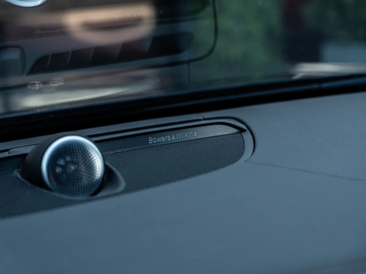 2.0 T8 AWD R-Design | Bowers&Wilkins Sound |