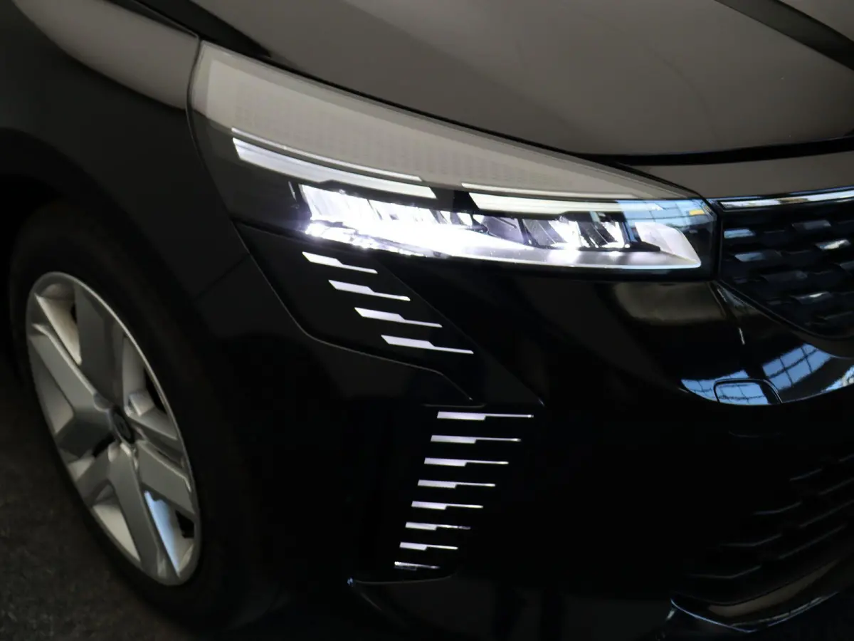 TCe 90pk GPF evolution | Airco | Cruise control | Apple Carplay / Android Auto |