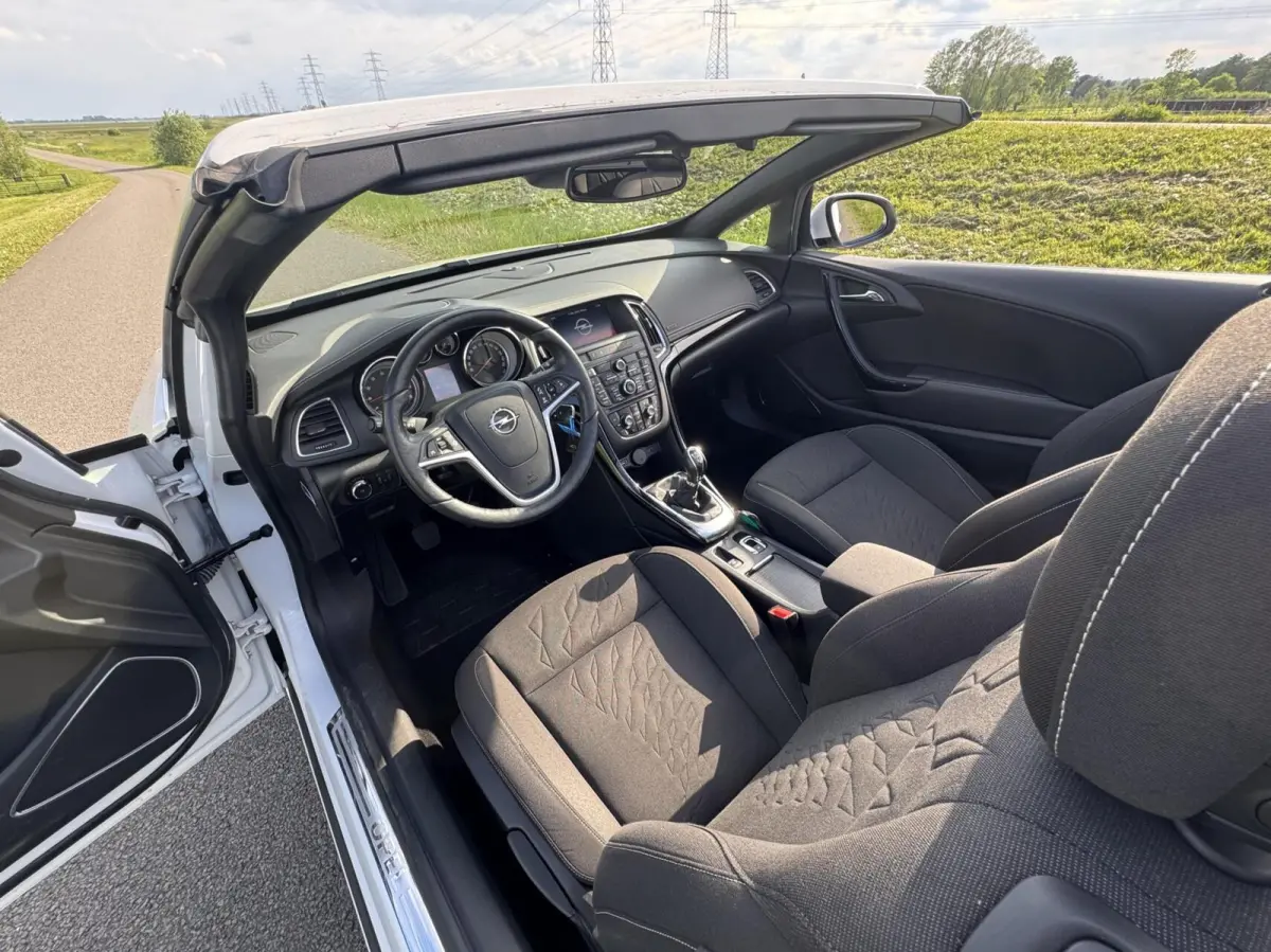 1.4 Turbo Cosmo 92555 km stoelstuurverwarming boekjes