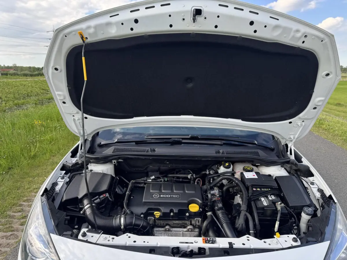 1.4 Turbo Cosmo 92555 km stoelstuurverwarming boekjes