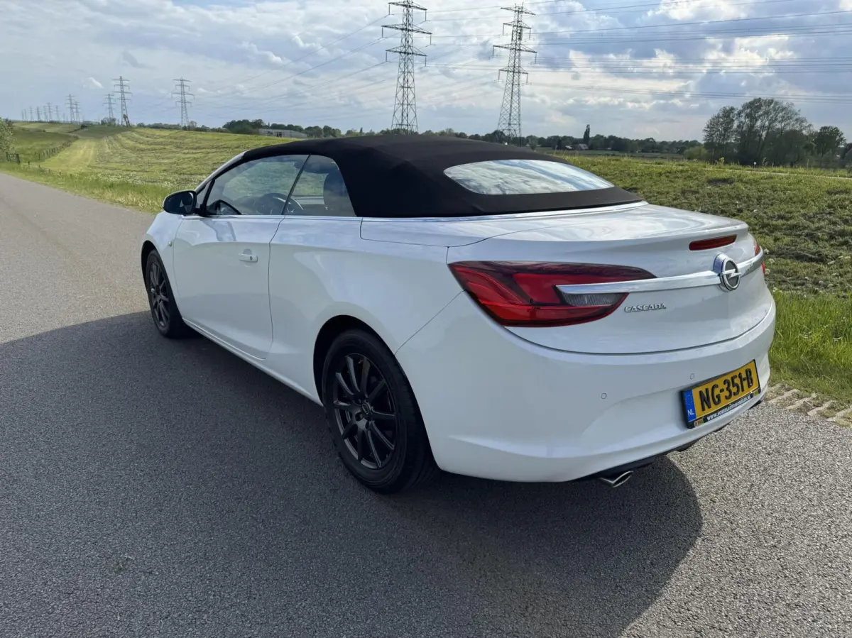 1.4 Turbo Cosmo 92555 km stoelstuurverwarming boekjes