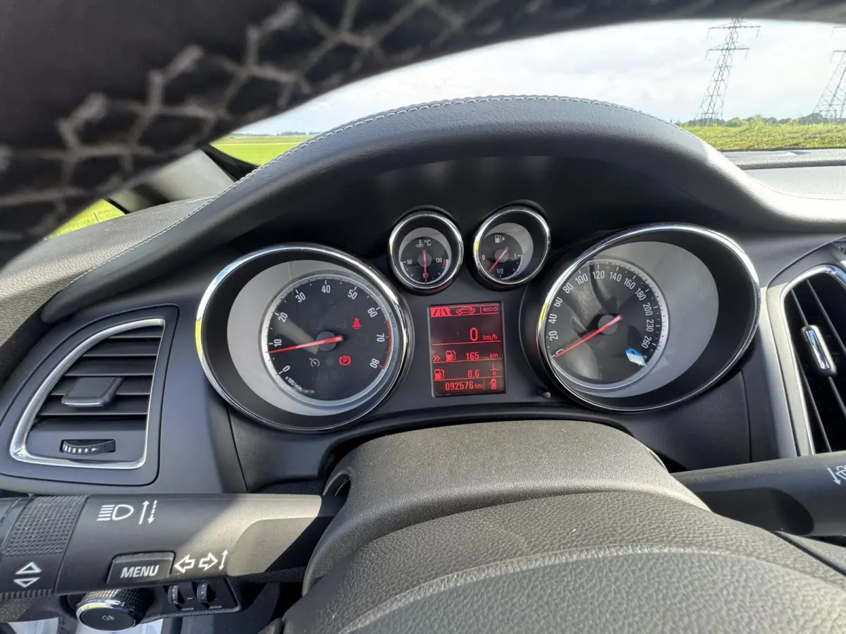 1.4 Turbo Cosmo 92555 km stoelstuurverwarming boekjes