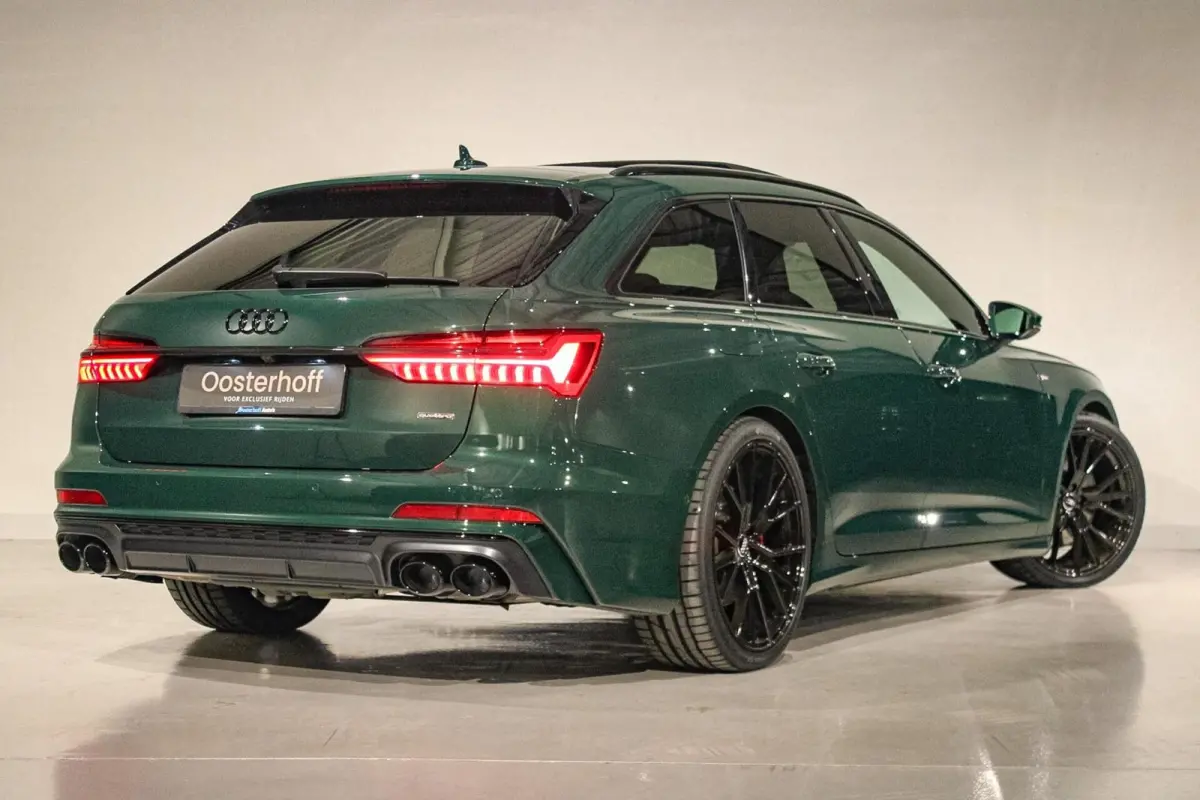 55 TFSI e quattro Competition RS zetels | PANO