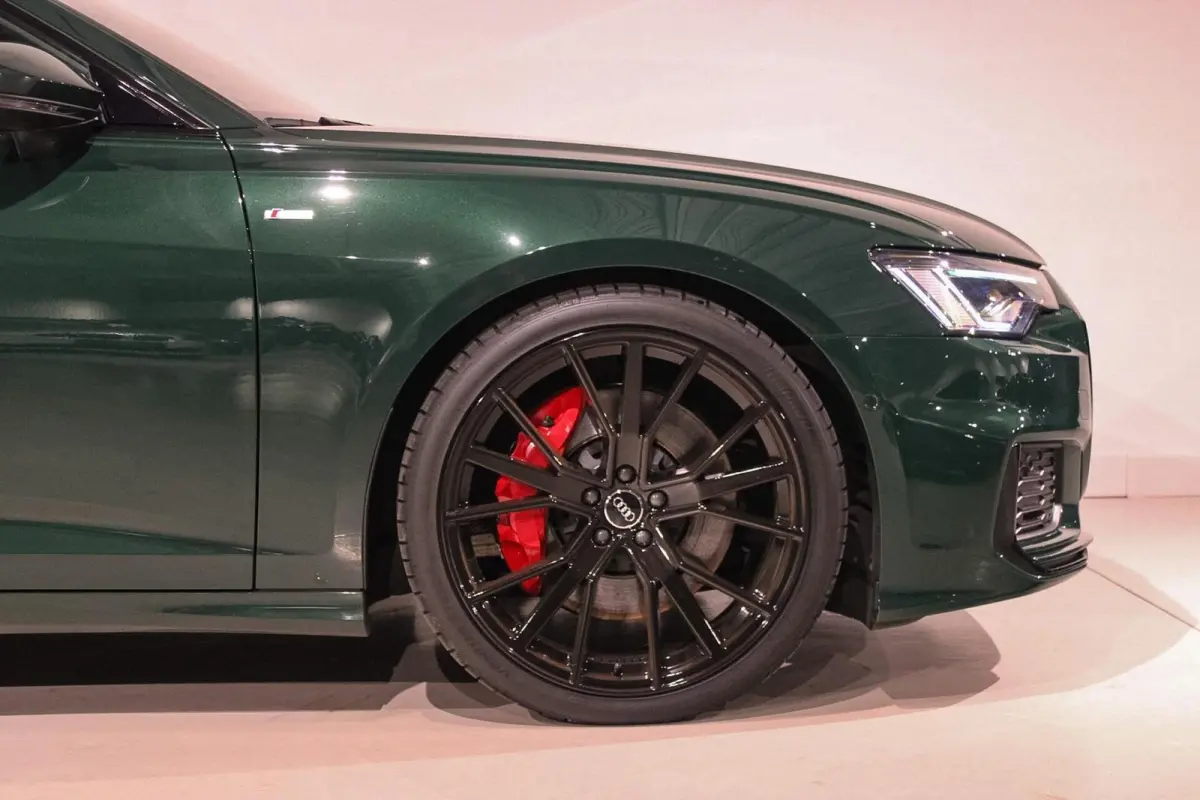 55 TFSI e quattro Competition RS zetels | PANO