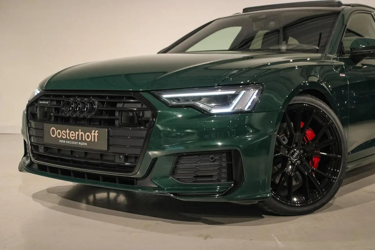 55 TFSI e quattro Competition RS zetels | PANO