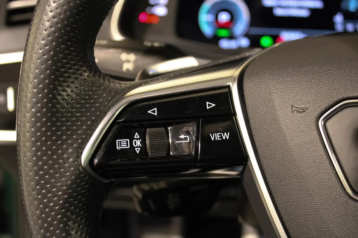 55 TFSI e quattro Competition RS zetels | PANO