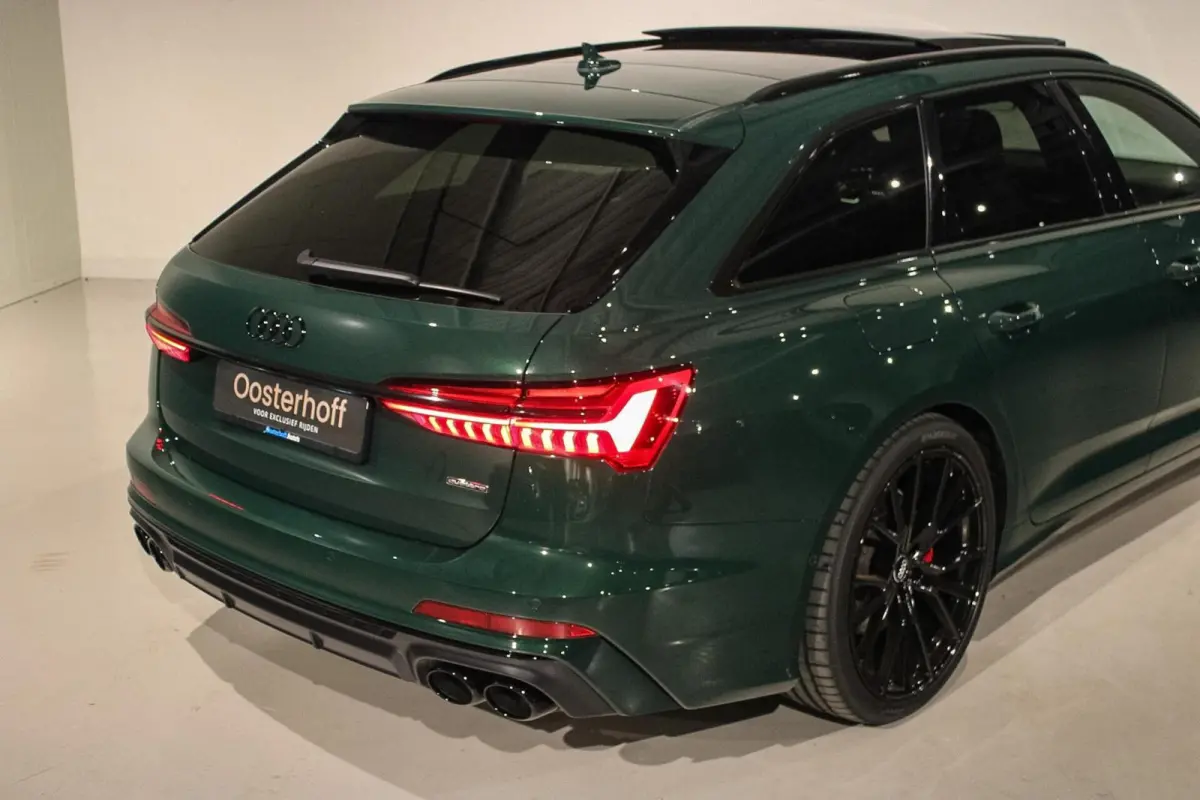 55 TFSI e quattro Competition RS zetels | PANO