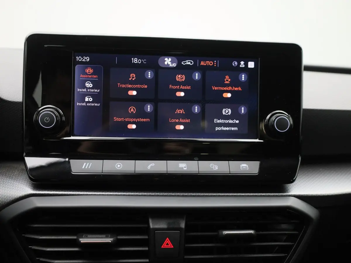 1.0 TSI Reference | Apple Carplay / Android Auto | Cruise Control | DAB |