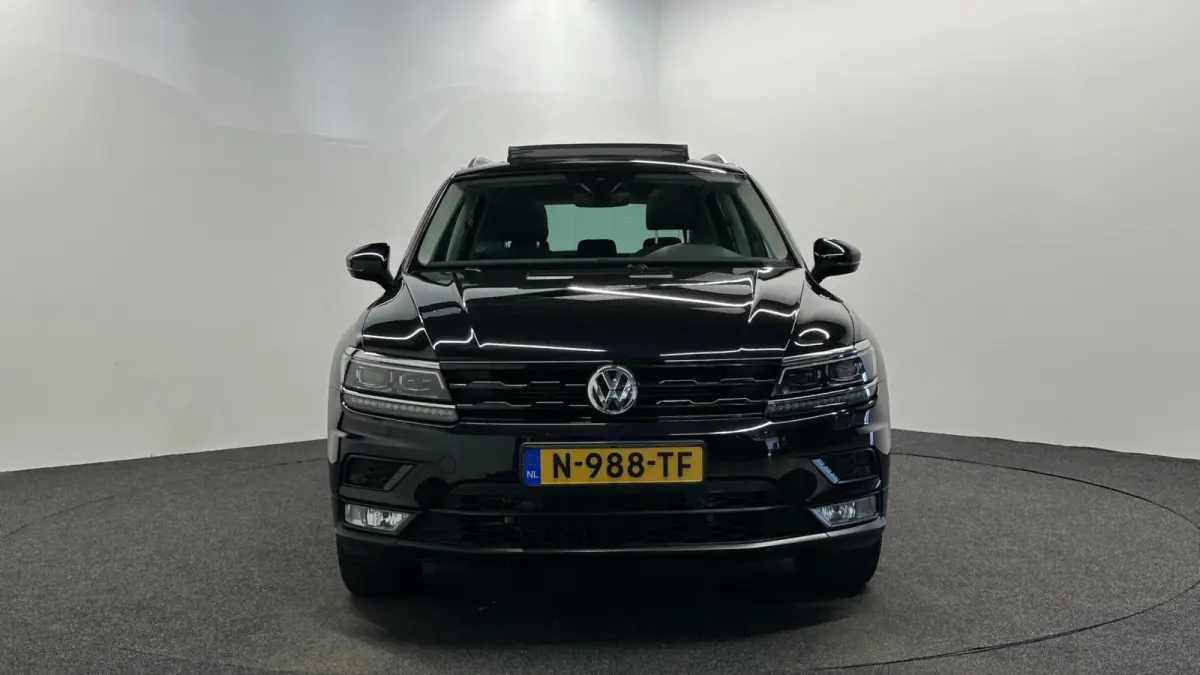2.0 TSI 4Motion Sound TREKHAAK PANO CARPLAY ECC.