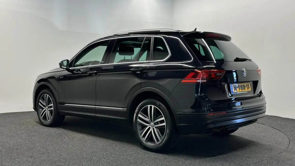 2.0 TSI 4Motion Sound TREKHAAK PANO CARPLAY ECC.