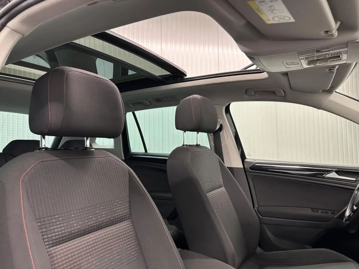 2.0 TSI 4Motion Sound TREKHAAK PANO CARPLAY ECC.