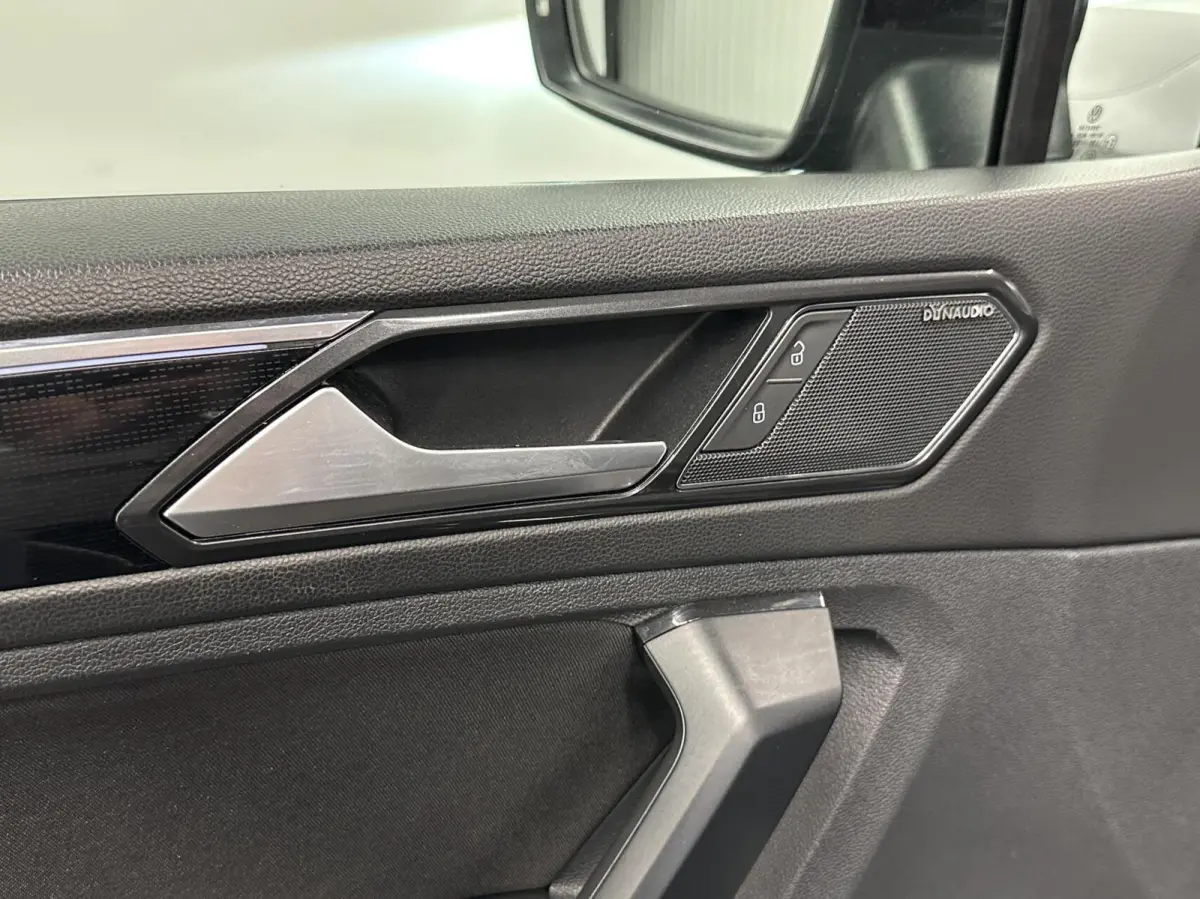 2.0 TSI 4Motion Sound TREKHAAK PANO CARPLAY ECC.