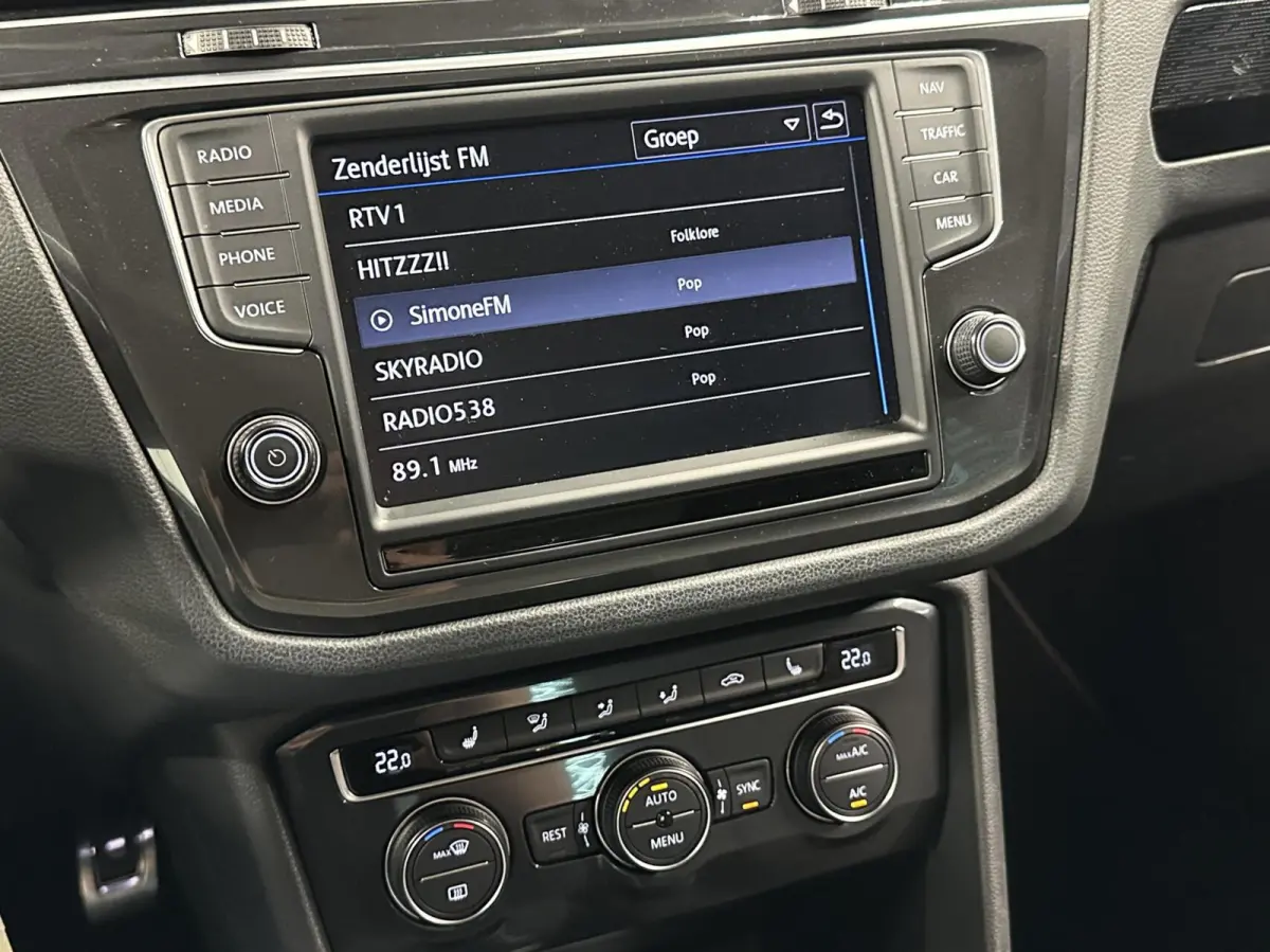 2.0 TSI 4Motion Sound TREKHAAK PANO CARPLAY ECC.