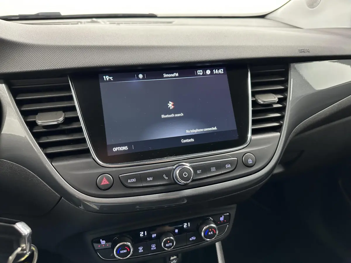 1.2 Turbo Elegance TREKHAAK CAMERA CARPLAY NAVI ECC LM CRUISE.