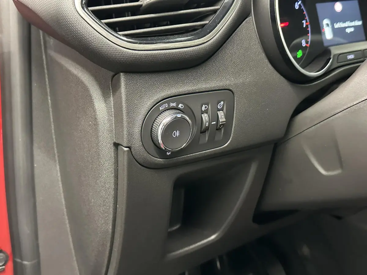 1.2 Turbo Elegance TREKHAAK CAMERA CARPLAY NAVI ECC LM CRUISE.