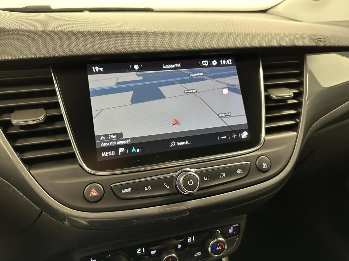 1.2 Turbo Elegance TREKHAAK CAMERA CARPLAY NAVI ECC LM CRUISE.