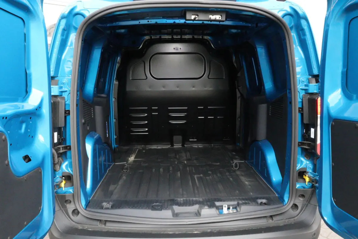 Cour. Limited 44 kWh l FULL OPTION l NAVI l CLIMATE l STUURVERWARMING l LANE ASSIST l CAMERA