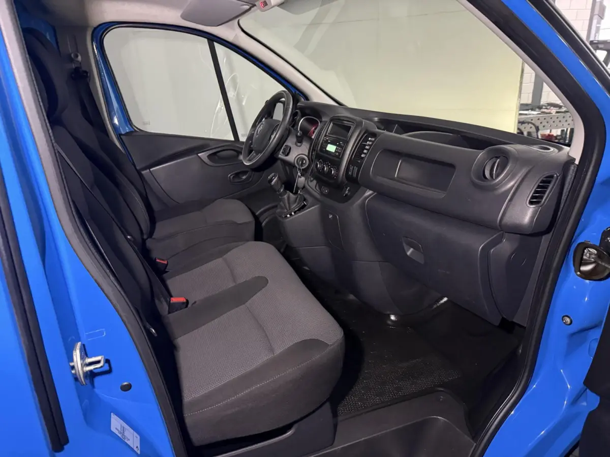bestel 1.6 dCi L1H1 l AIRCO l IMPERIAAL l TREKHAAK l CRUISE CONTROL
