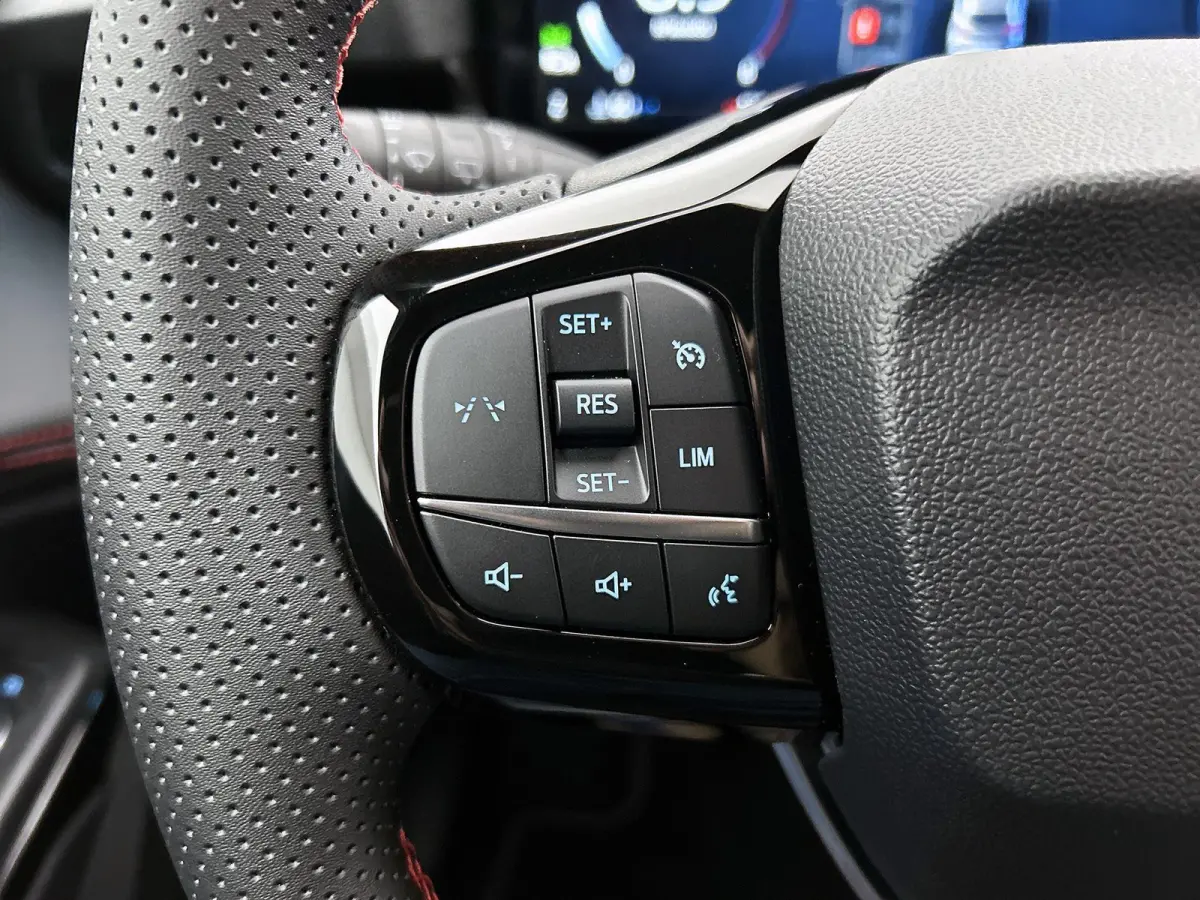 1.0 EcoBoost ST-Line | Stoel-stuurverwarming | Elektrische Achterklep | Apple Carplay/Android Auto | Cruise Control | Achteruitrijcamera