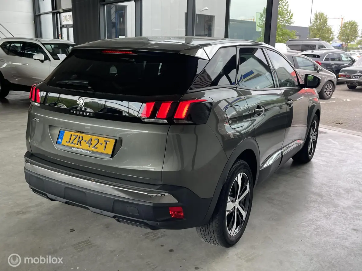 1.2 PureTech Allure automaat navi